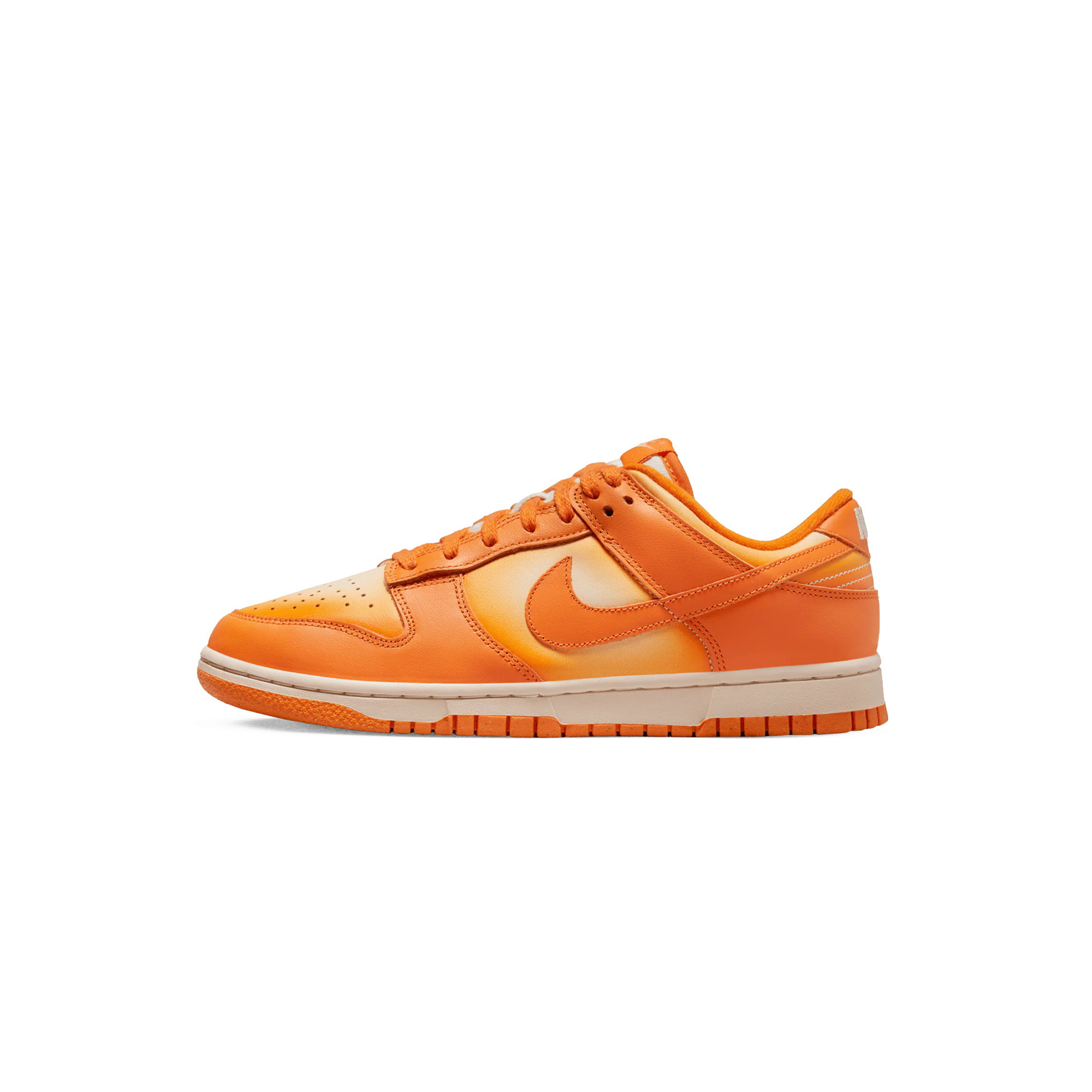 NIKE DUNK LOW WMNS MAGMA ORANGE DX2953-800