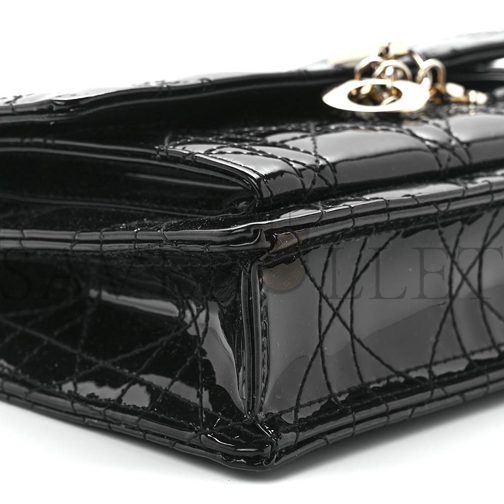 DIOR PATENT CANNAGE LADY DIOR CHAIN POUCH BLACK (19*13*4.4cm)